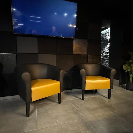 Fortisline Pokoje Z Klimatyzcja Sauna Apartment Ополе Екстериор снимка