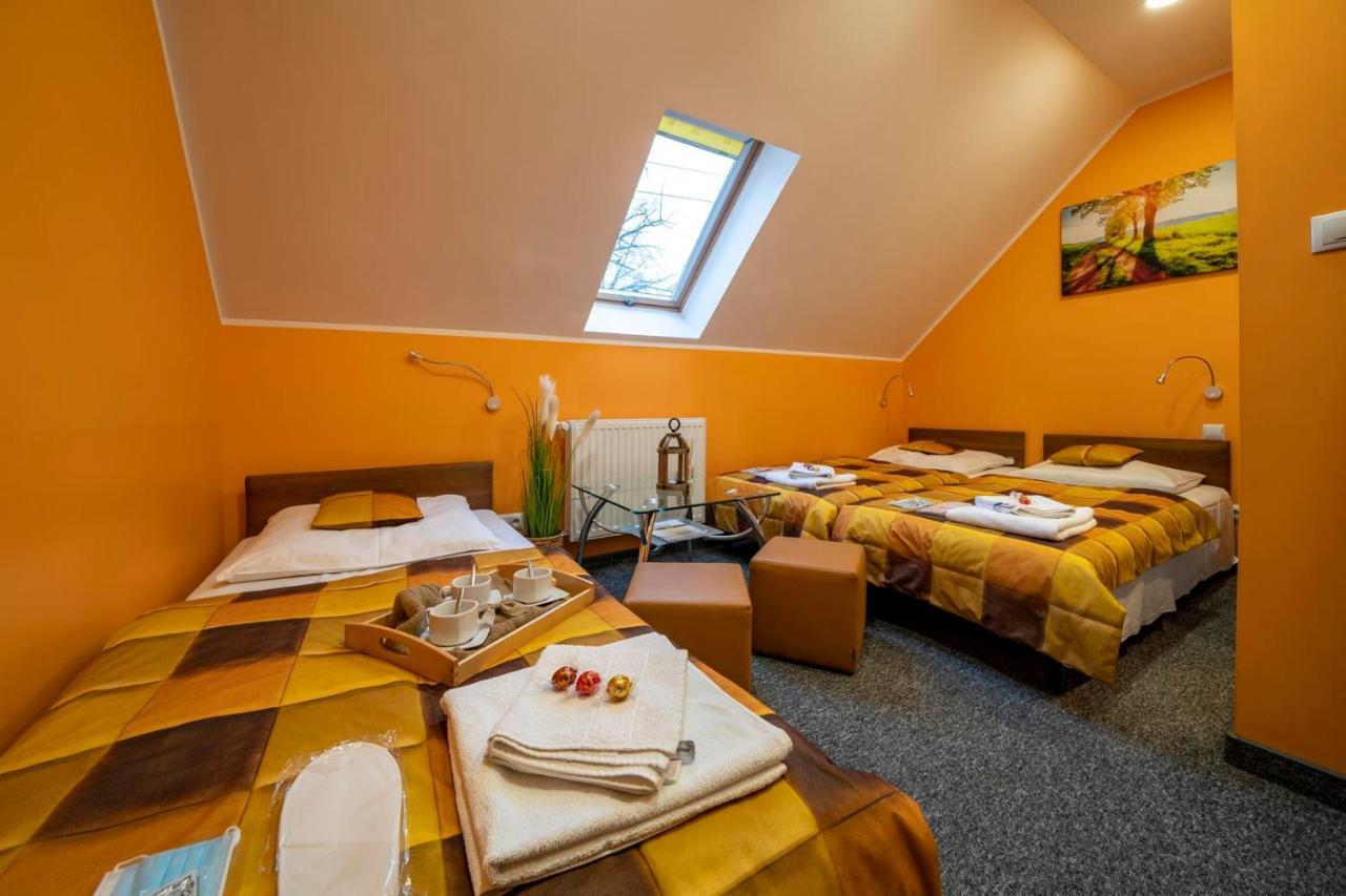 Fortisline Pokoje Z Klimatyzcja Sauna Apartment Ополе Екстериор снимка