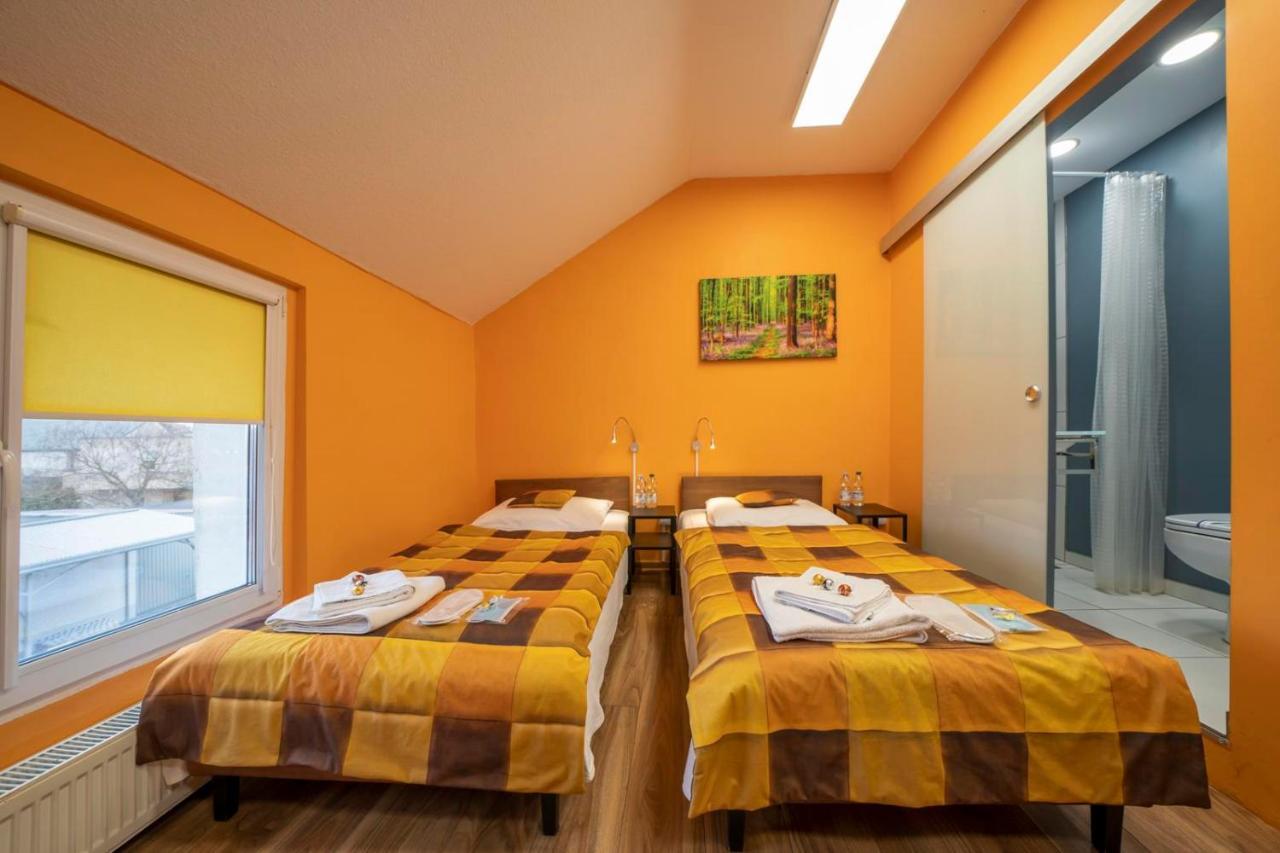 Fortisline Pokoje Z Klimatyzcja Sauna Apartment Ополе Екстериор снимка
