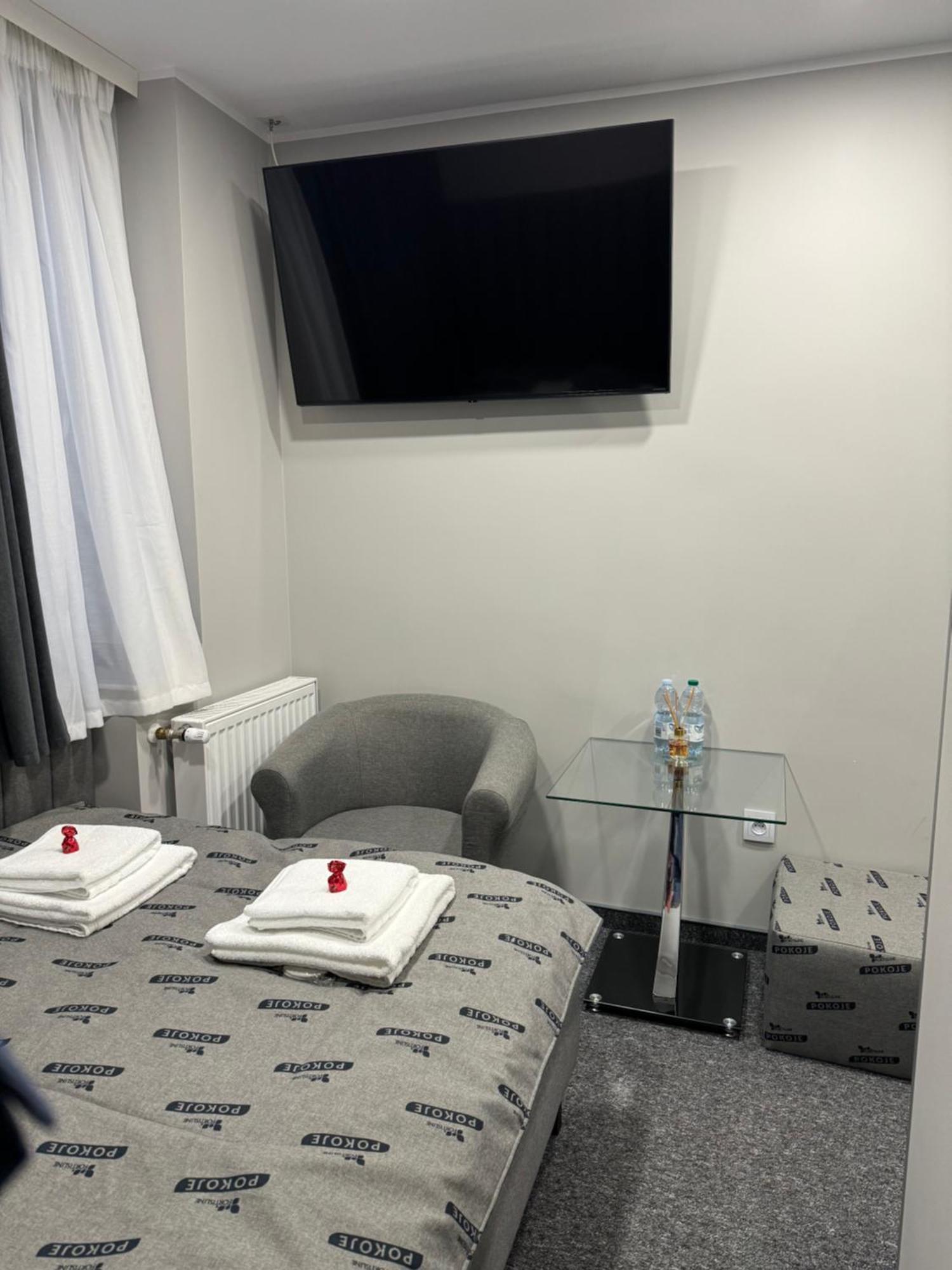 Fortisline Pokoje Z Klimatyzcja Sauna Apartment Ополе Екстериор снимка