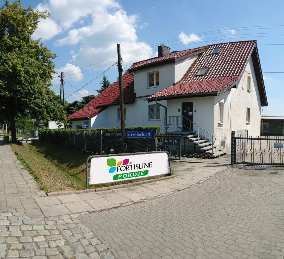 Fortisline Pokoje Z Klimatyzcja Sauna Apartment Ополе Екстериор снимка