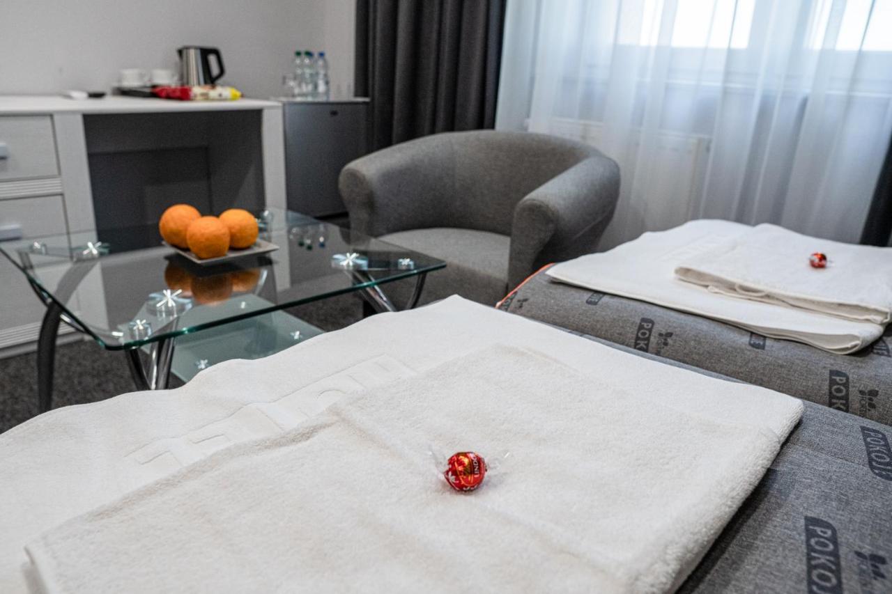 Fortisline Pokoje Z Klimatyzcja Sauna Apartment Ополе Екстериор снимка