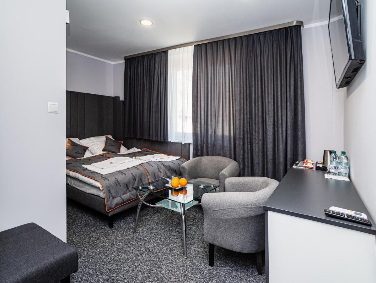 Fortisline Pokoje Z Klimatyzcja Sauna Apartment Ополе Екстериор снимка